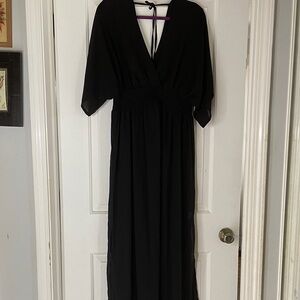 Elegant Black Maxi Dress